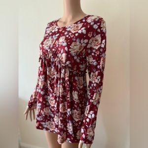 New long sleeves top, red and white floral printed shirt, medium